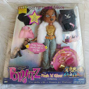 Bratz The Funks N Glow Collection 2002 Fall Limited Ed. Sasha Doll